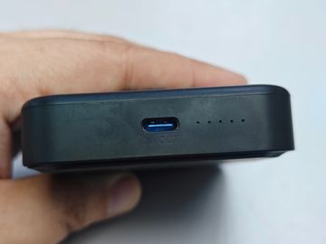 Б/в Повербанк Proove magnetic hyperion 20w 10000mah 01-200922336