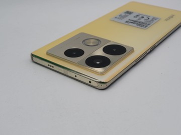 Б/у Мобільний телефон Infinix note 40 pro 8/256gb 01-200938624