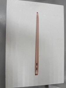 Б/в Ноутбук Apple macbook air a1932/13.3"/ core i5 1.6ghz/ram 8gb/ssd 128b/intel uhd grafics 617 01-200990049
