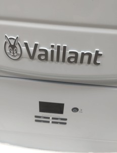 Б/в Котел газовий Vaillant ecotec pure vuw 246/7-2 01-200991407