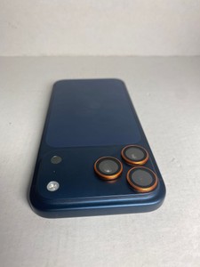 Б/в Мобільний телефон Apple iphone 17 pro max 256gb 01-201004620