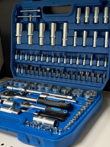 Б/в Набір автоінструментів New Tools 94 шт 16-000275454