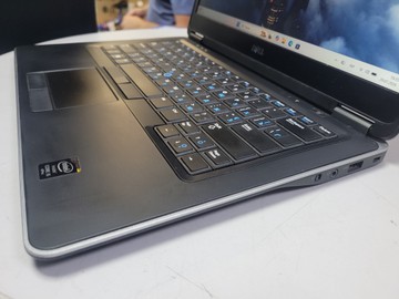 Б/в Ноутбук Dell 13/core i5 4310u ddr3/8gb ddr3/hdd *відсутній/ssd 256 gb/*інтегрована 01-201047787