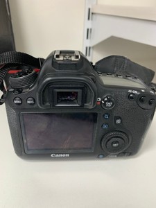 Б/в Фотоапарат Canon eos 6d / ef 75-300mm f/4-5,6 iii 01-201093213