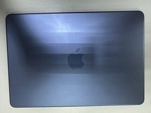 Б/у Ноутбук Apple macbook neo 512gb indigo 01-201101299