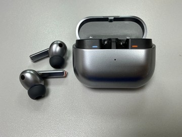 Б/в Навушники Samsung galaxy buds3 pro 01-201112295