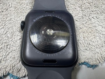 Б/в Смарт-годинник Apple watch se 2 gps 44mm aluminium case 01-201150990