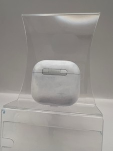 Б/в Навушники Apple airpods 4 with active noise cancellation 01-201072372