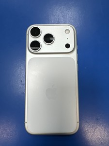 Б/в Мобільний телефон Apple iphone 17 pro 256gb 01-201169135