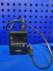 01-200611738: Canon eos 60d +ef-s 17-55mm f/2,8 is usm