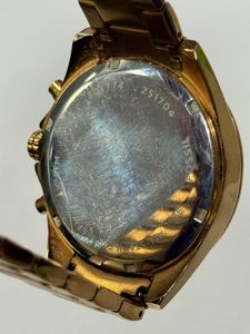 01-200593877: Fossil bq1774