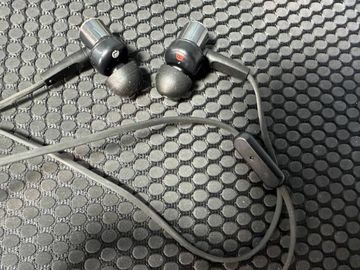 01-200151750: Sony mdr-xb50ap