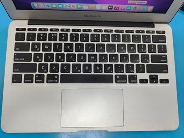 01-200795464: Apple macbook air a1465 / core i5 1,6ghz/ ram4gb/ ssd128gb/ l hd graphics 6000