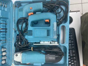 Б/в Набір електроінструменту Без Виробника шліфмашинка / дриль / лобзик 01-200803772