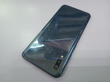Б/в Мобільний телефон Samsung galaxy a20 a205fn 3/32 01-200808438