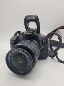 Б/у Фотоаппарат Canon eos 700d + ef-s 18-55mm 1:3.5-5.6 is stm 01-200779184