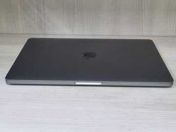 Б/у Ноутбук Apple a2338 macbook pro 13,3" m1 8-gpu/ ram8gb/ ssd256gb/ retina, truetone, touch bar 01-200833210
