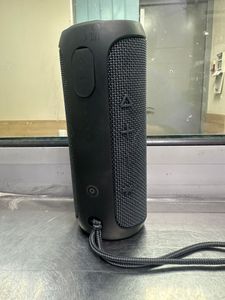 Б/в Акустика Jbl flip essential 01-200828798