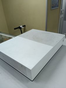 Б/в Ігрова приставка Microsoft xbox one s 1tb 01-200848739