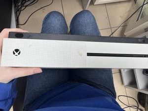 Б/в Ігрова приставка Microsoft xbox one s 1tb 01-200858372