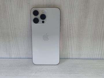 Б/в Мобільний телефон Apple iphone 15 pro max 256gb 01-200817210