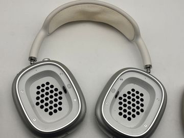 Б/у Наушники Apple airpods max 01-200860747