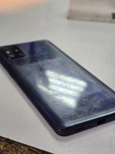 Б/в Мобільний телефон Samsung galaxy a71 sm-a715f 6/128gb 01-200886823