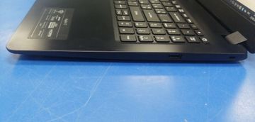 Б/в Ноутбук Acer 15/ryzen 3 3200u ddr4/4gb ddr4/hdd 1000 gb/ssd *відсутній/*інтегрована 01-200901670