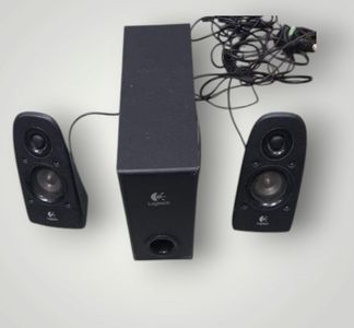 Б/у Акустика Logitech s-220 01-200871072