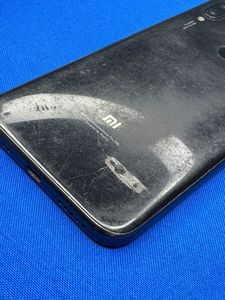 Б/в Мобільний телефон Xiaomi mi play 6/128gb 01-200902838