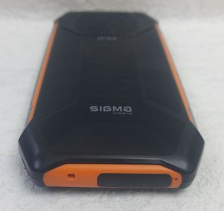 Б/в Мобільний телефон Sigma x-style 323 rain-orange 01-200919651