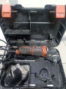 Б/в Багатофункціональний інструмент Black&Decker mt300ka 01-200924054
