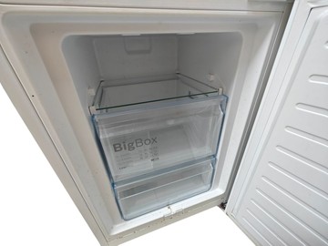 Б/в Холодильник з морозильною камерою Bosch kgn39vw316 01-200537785