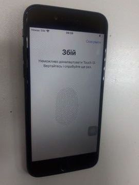 Б/в Мобільний телефон Apple iphone se 2020 64gb 01-200932070