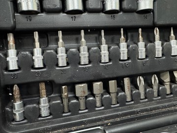 Б/в Набір інструментів Miol 58-110 01-200932342