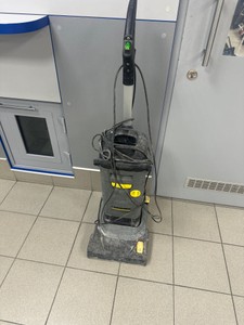 Б/в Підлогомийна машина Karcher br 30/4 c 01-200949031
