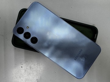 Б/в Мобільний телефон Samsung galaxy a25 5g sm-a256e 6/128gb 01-201001679
