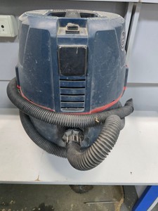 Б/у Пылесос Bosch gas 15 l 01-201011124