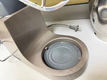 Б/у Кухонный комбайн Kenwood kvl80 01-201008443