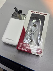 Б/в Повербанк Grunhelm gp-30qc 300000mah 01-201030171