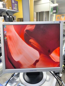 Б/в Монітор Samsung syncmaster 913n 01-200994678