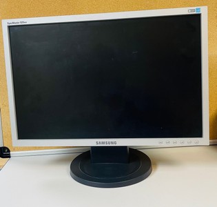 Б/в Монітор Samsung 920nw 01-201042572