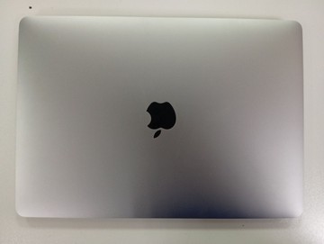 Б/в Ноутбук Apple a2338/macbook pro 13,3 /m1 8-gpu/ ram8gb/ ssd512gb/ retina/ truetone/ touch bar 01-201056085