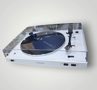 Б/в Програвач вінілових платівок Audio-Technica at-lp3xbt 01-201054890