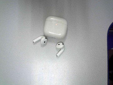 Б/в Навушники Apple airpods 4 with active noise cancellation 01-201096249
