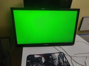 Б/в Телевізор Samsung ue24h4070au 01-201096696