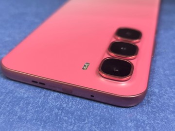 Б/в Мобільний телефон Infinix hot 60 pro+ 8/256gb 01-201107338