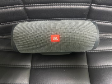 Б/в Акустика Jbl charge essential 2 01-201120641