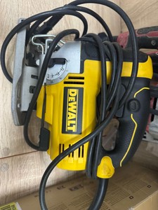 Б/у Электролобзик Dewalt dw349 01-201122540