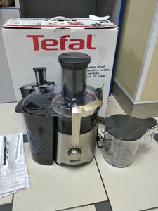 Б/в Соковитискач Tefal ze610d easy fruit 01-201127360